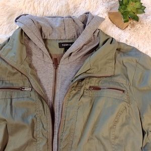 Torrid Size 3 Green Hooded Bomber Jacket