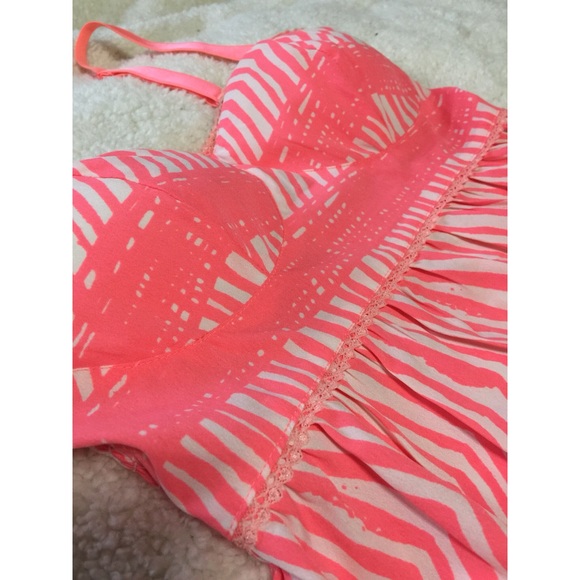 Roxy pink Aztec sundress! Size Small never worn! - Picture 2 of 8