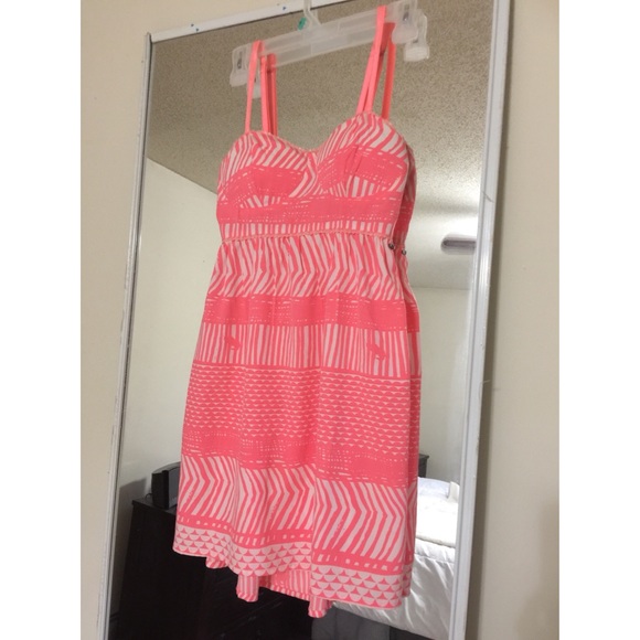Roxy pink Aztec sundress! Size Small never worn! - Picture 7 of 8
