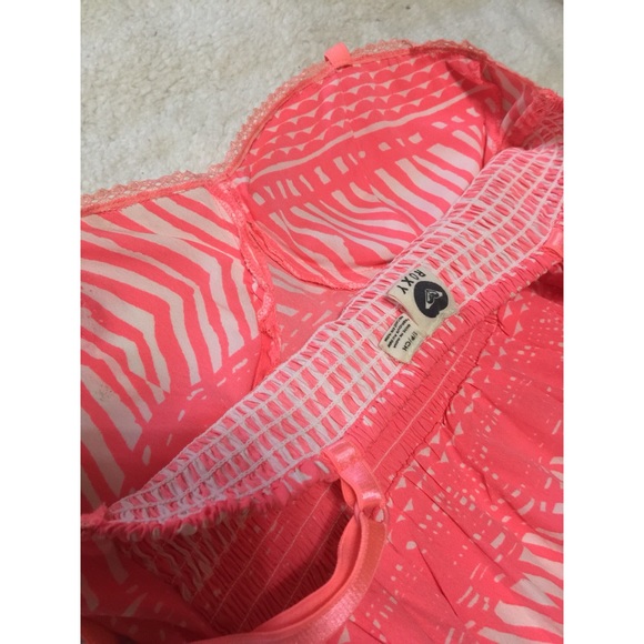 Roxy pink Aztec sundress! Size Small never worn! - Picture 8 of 8