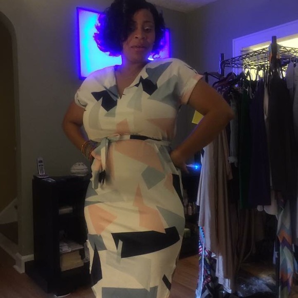 (NWOT) Dress - Picture 2 of 5