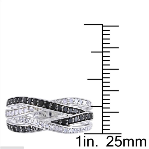 Black Sapphire and Zircon Ring - Picture 2 of 3