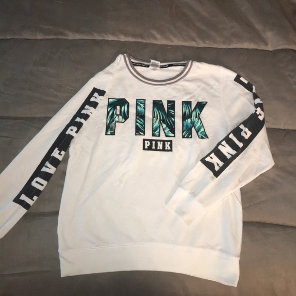 VS Pink Limited Edition Crewneck