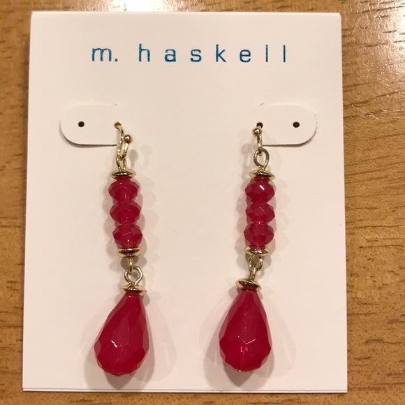 NWT Earrings and Necklace set. - Picture 3 of 4