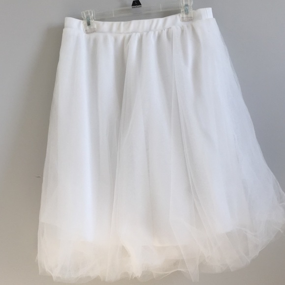 White Tulle Skirt - Picture 5 of 8