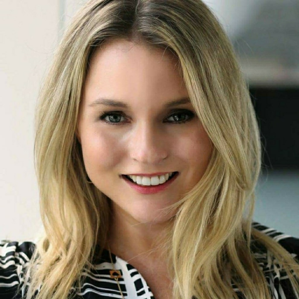 Meet your Posher, Christina.