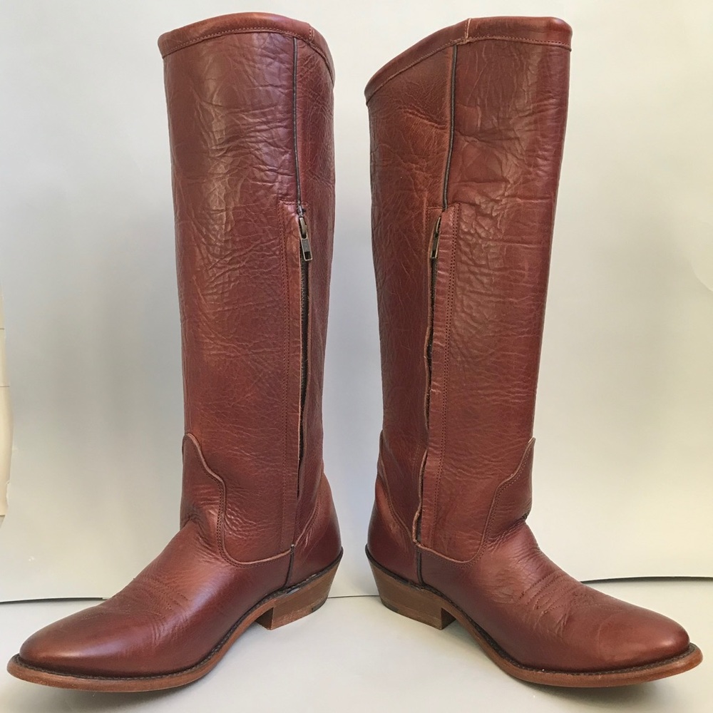Size 10 Brown Vince Camuto boots