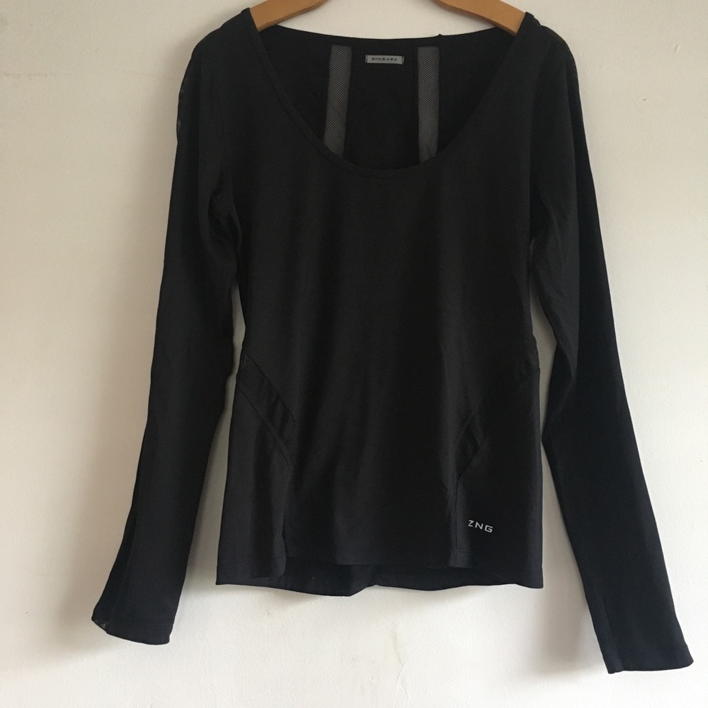 Black workout long sleeve