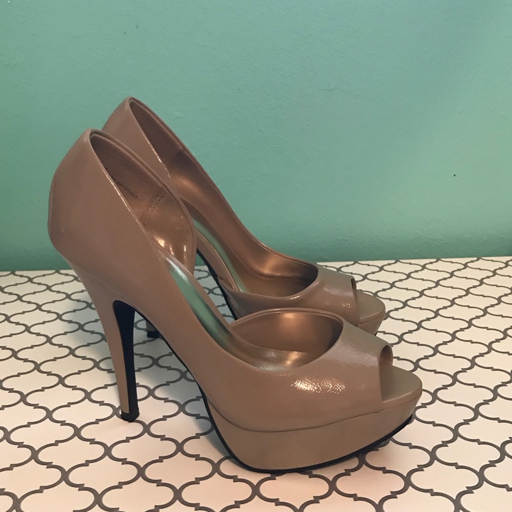 High Heels:Nude