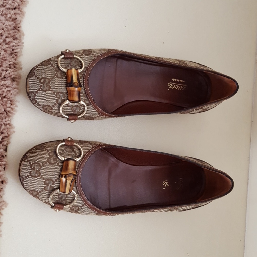 Gucci flats