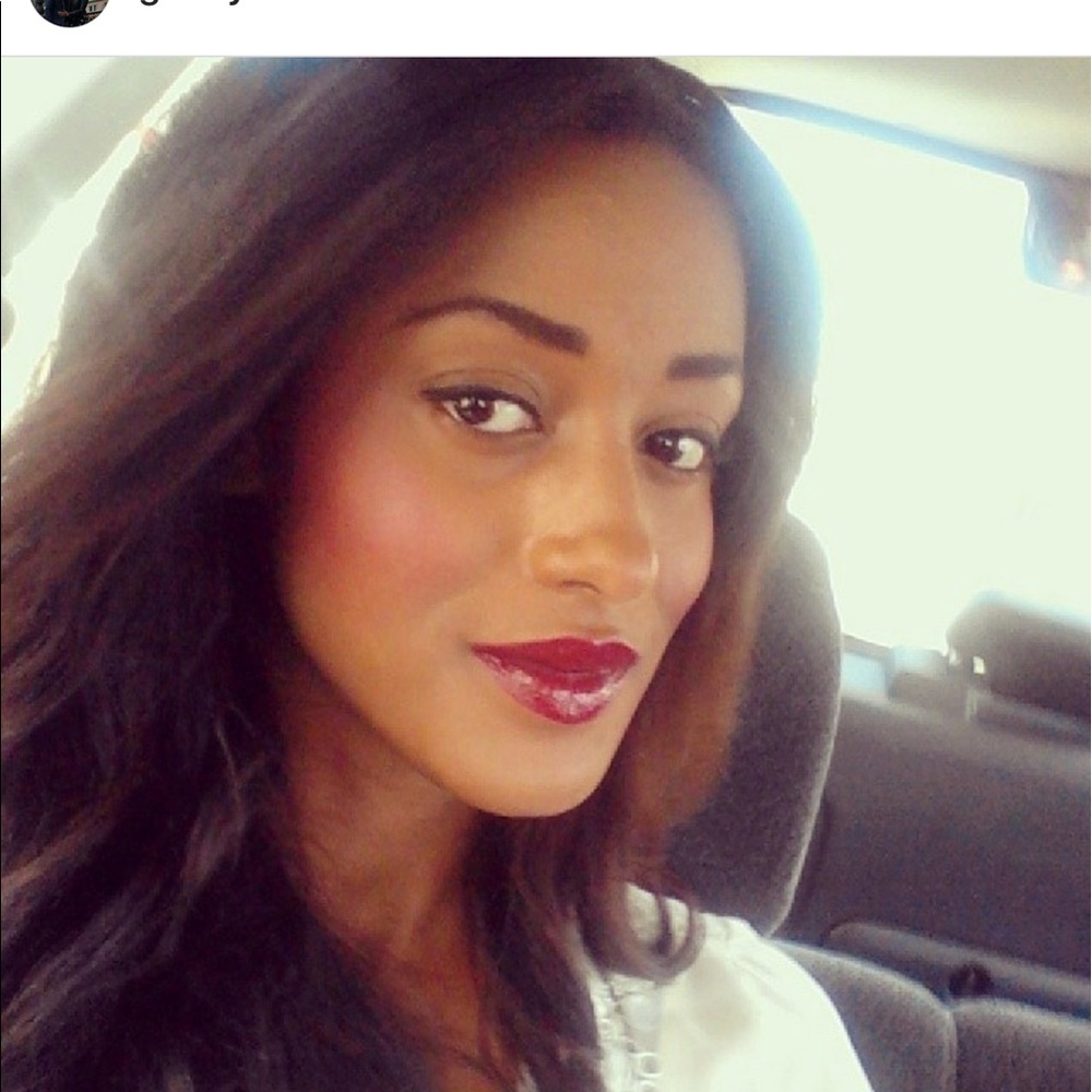 Meet your Posher, Gabriella