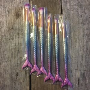 🌈 6 Piece Mermaid Makeup Brush Set