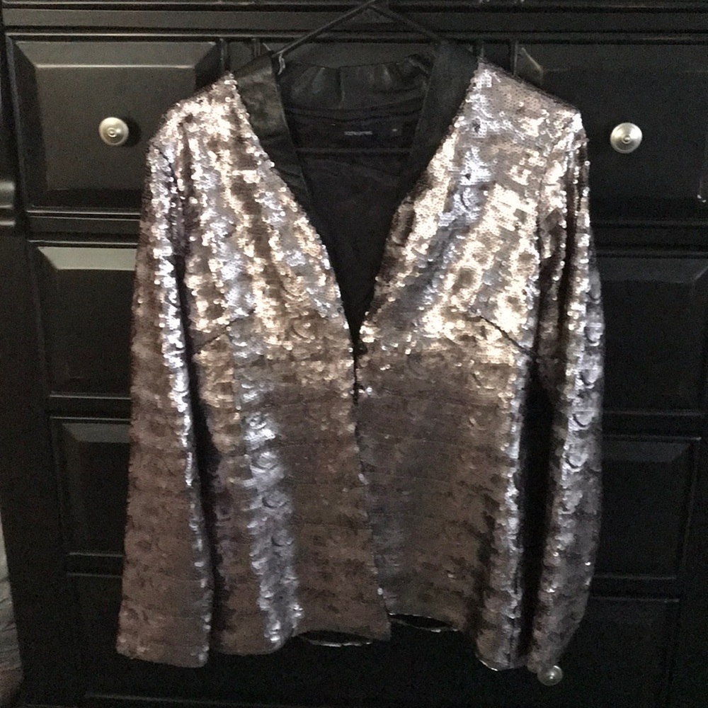 NWOT silver/black sequined Sophia James blazer