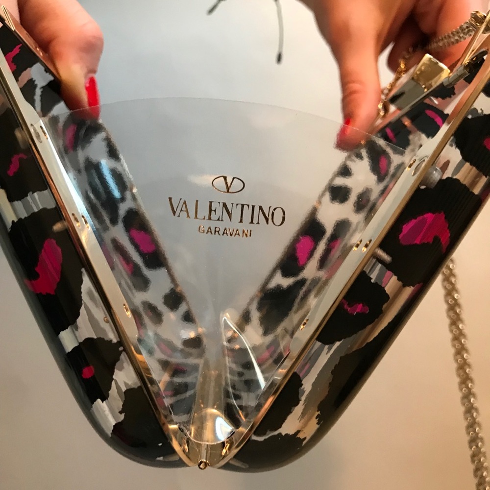 Fun Tiny Valentino purse