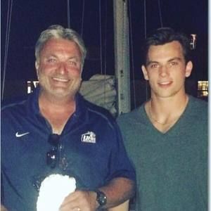 Meet your Posher, Collin