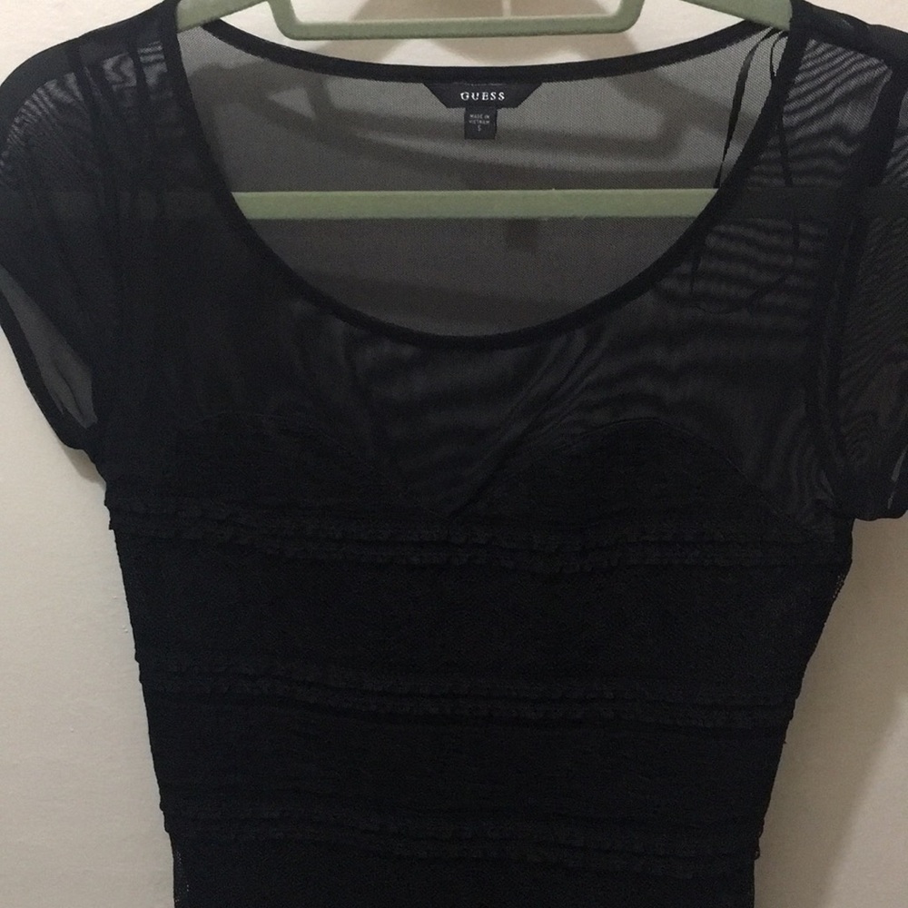 Guess black sheet top