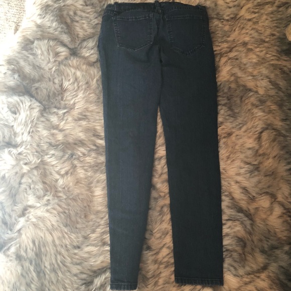 Jeans - Picture 2 of 2