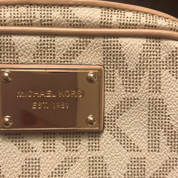 Michael Kors Small Crossbody - Picture 2 of 3