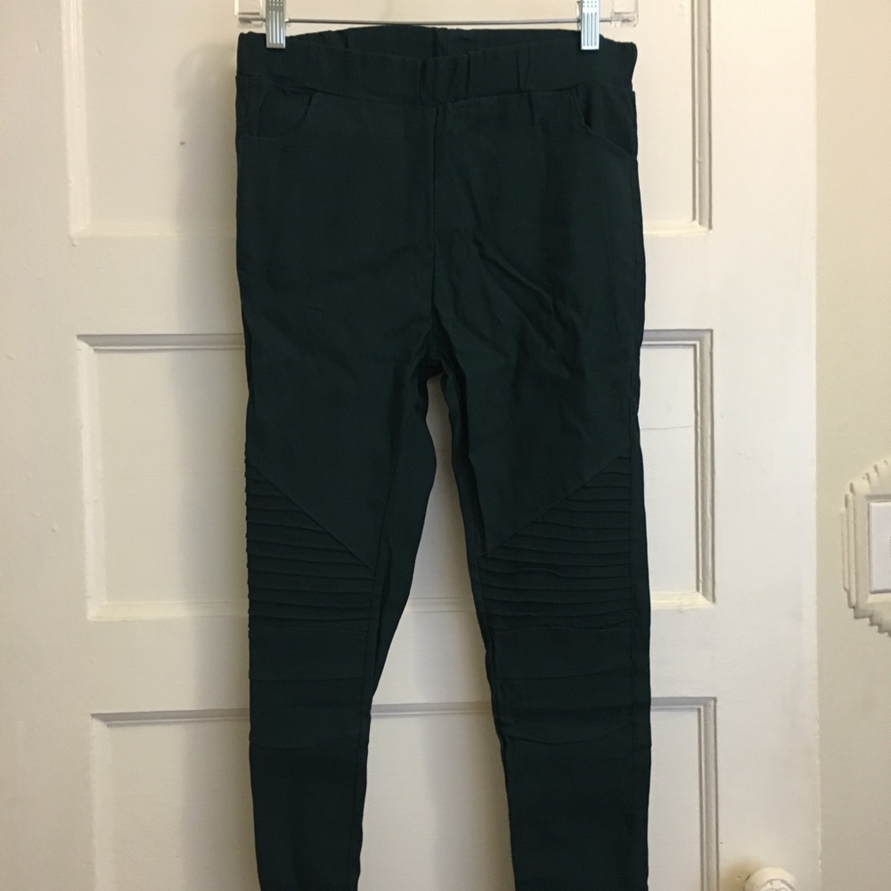 Sena Moro Leggings by Edge Ave