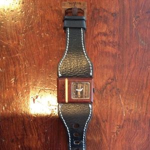 Mistura Wooden, Genuine Leather timepiece