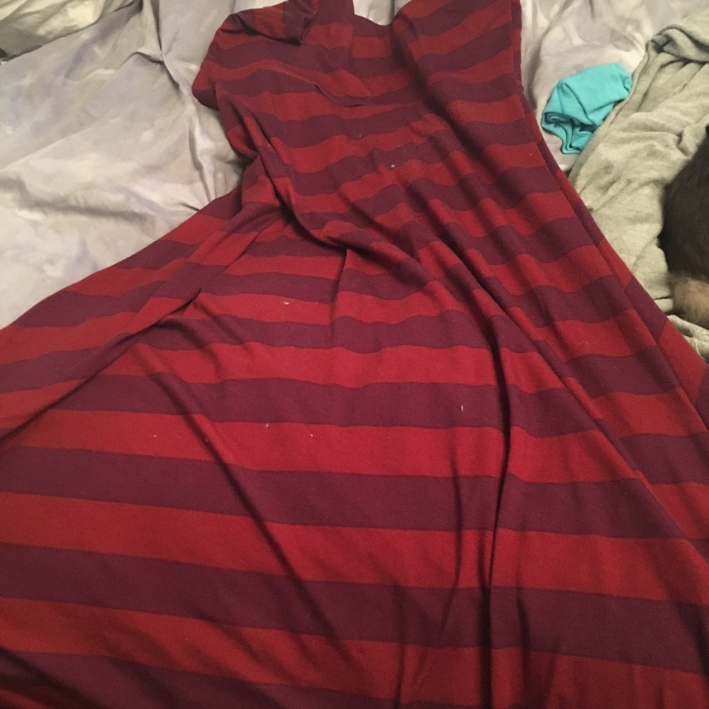 LuLaRoe small maxi with maroon stripes