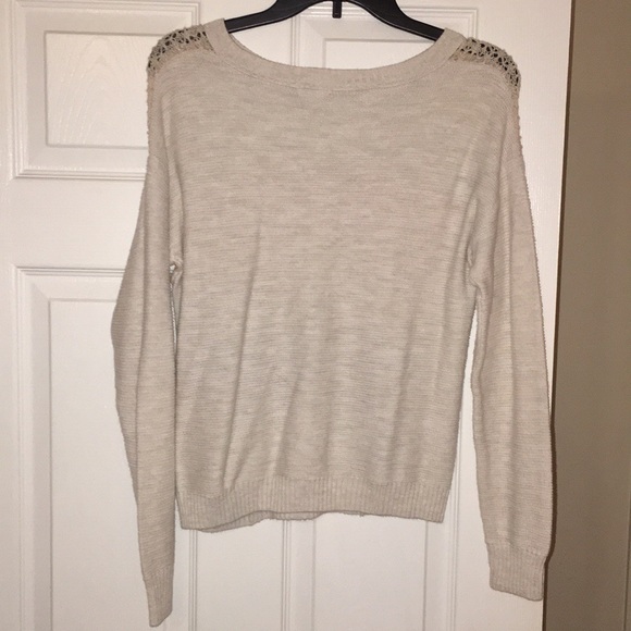 Mossimo Long Sleeve Knited Sweater - Picture 2 of 4