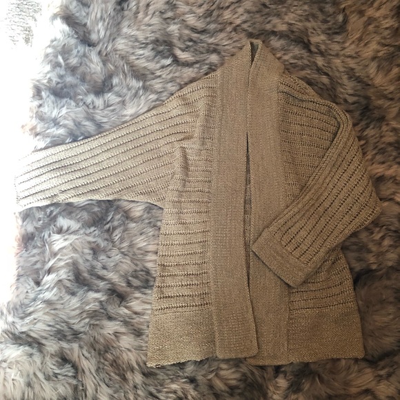 Tan cardigan - Picture 2 of 2