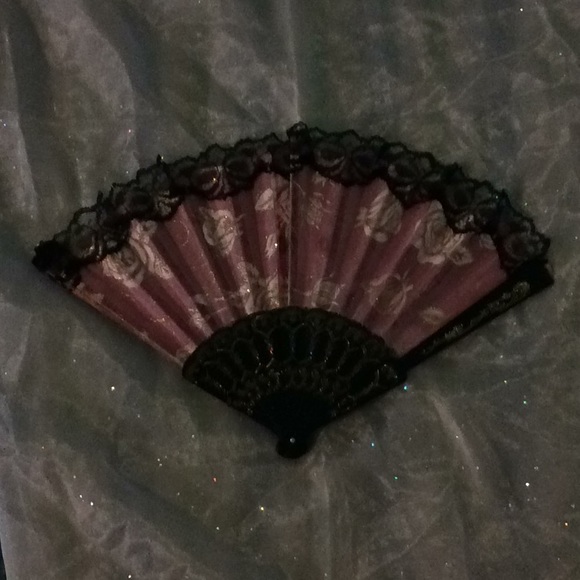 Beautiful fan pink gold black and white❤️ - Picture 4 of 4