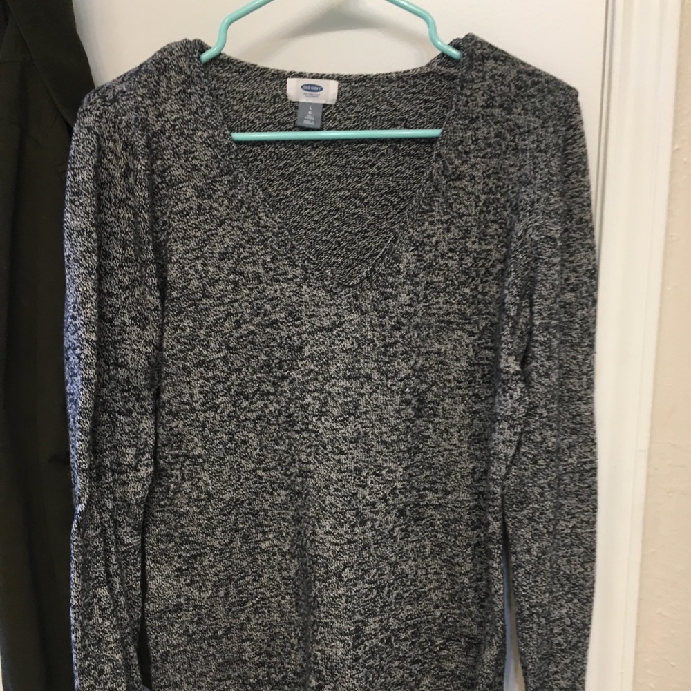 Lightweight relaxed sweater