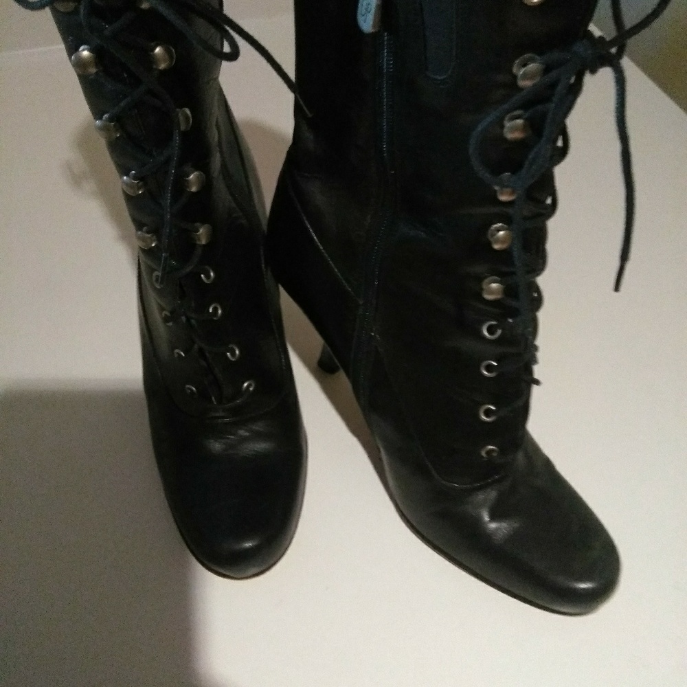 Donald J Pliner Boots - 6M