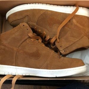 Nike Dunk High Premium