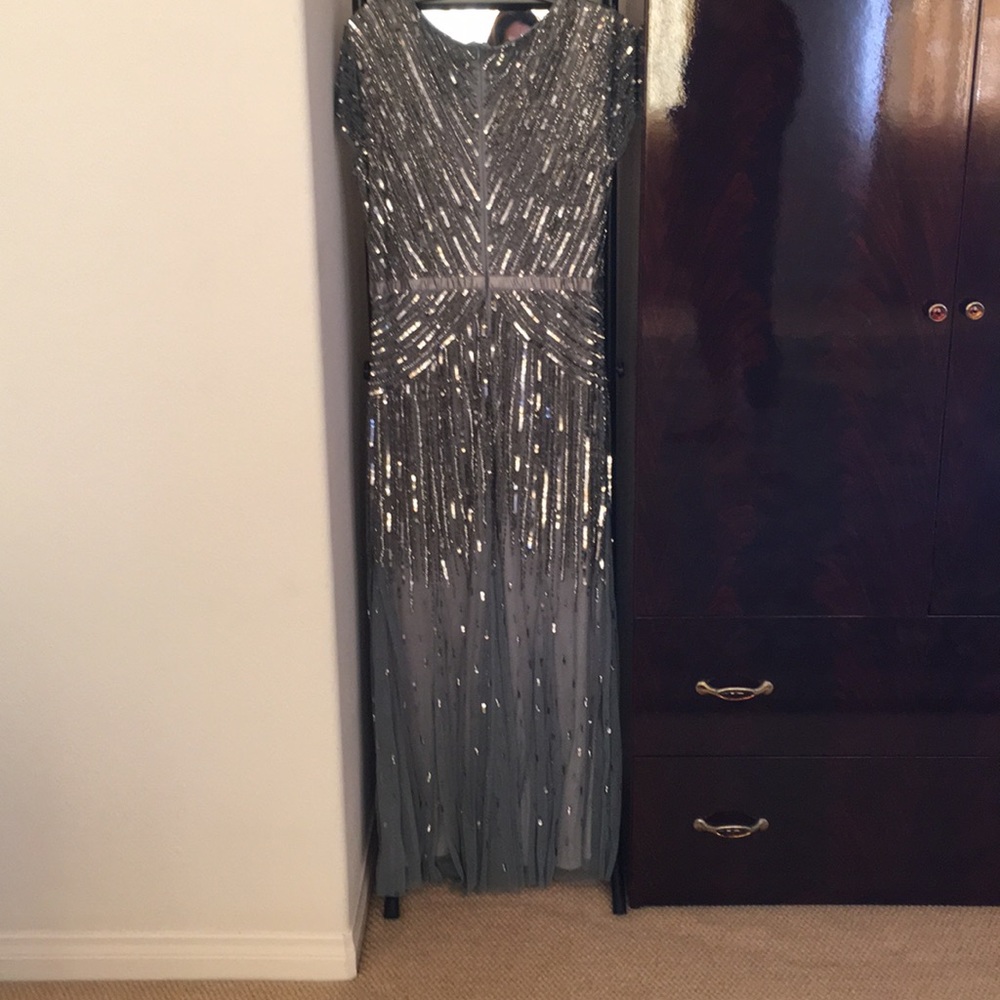 Dress - Picture 5 of 5
