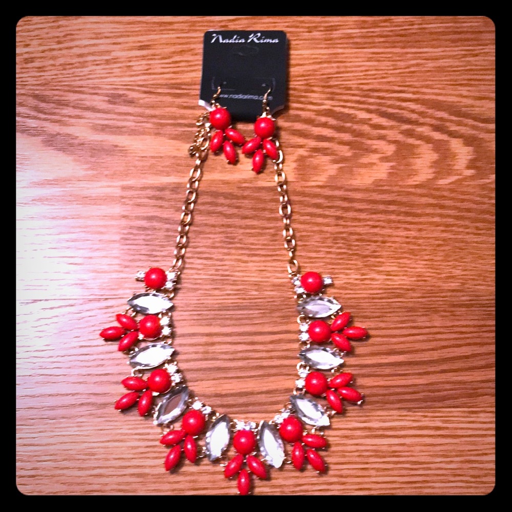 Boutique Statement Necklace Set