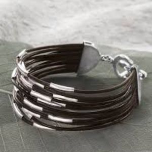 ******SALE**** Silpada's Speed of Light bracelet