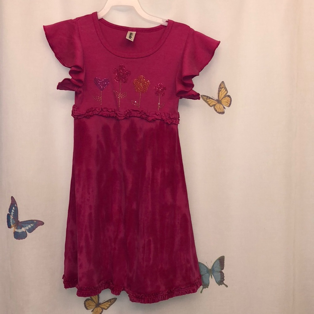 Cute Dress with metallic flowers