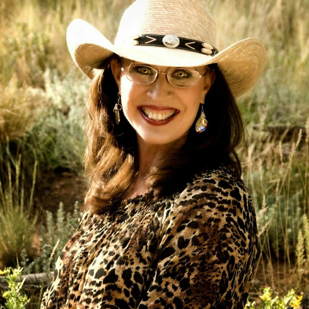 Meet your Posher, Johnett