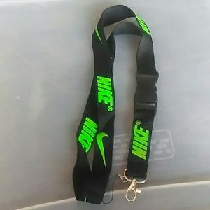 NEW WITHOUT TAGS BLACK & GREEN NIKE LANYARD