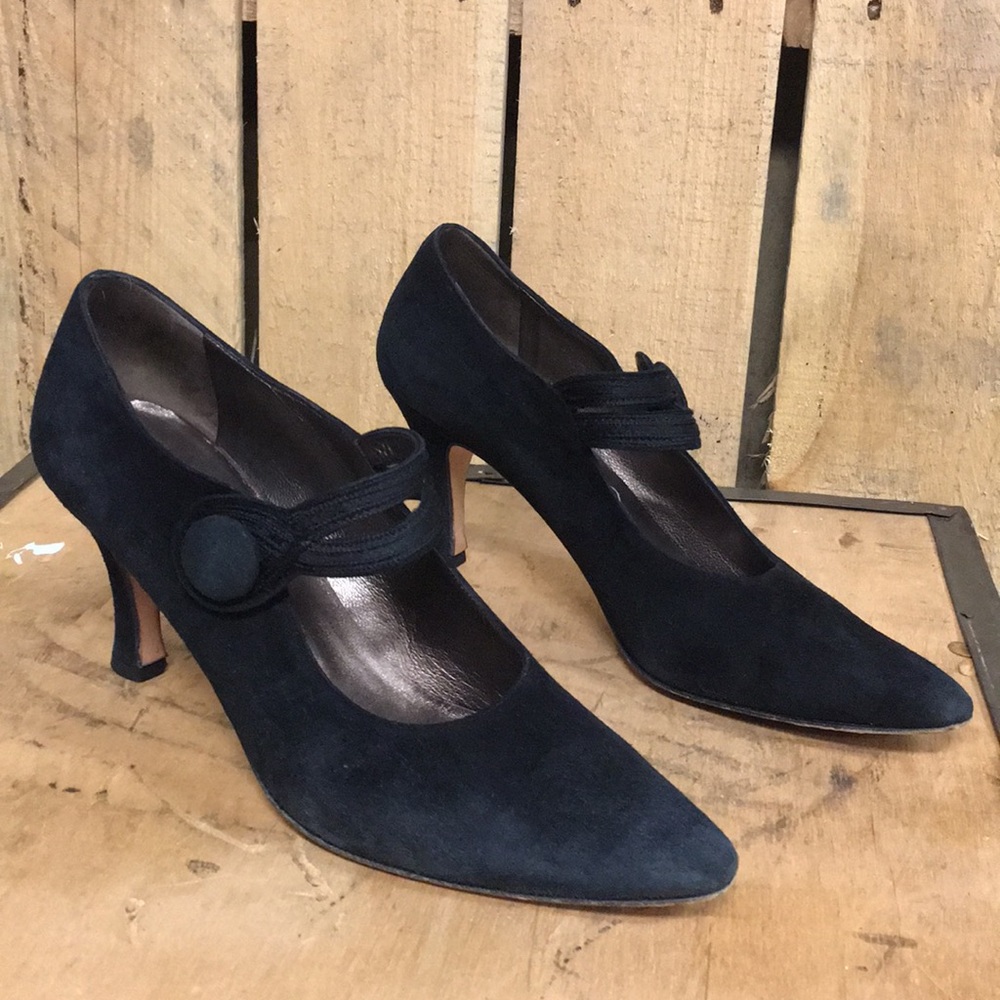 Versani Black Suede Mary Jane pumps 7.5 narrow
