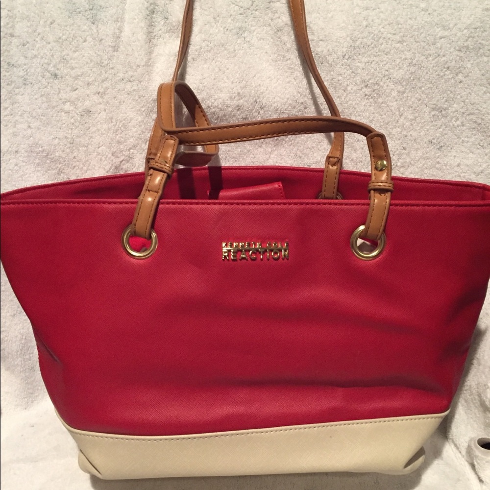 Kenneth Cole Reaction tote