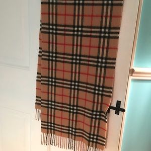 Real Burberry scarf! Was just dry cleaned!