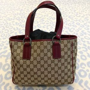 Authentic Gucci GG Monogram Purse