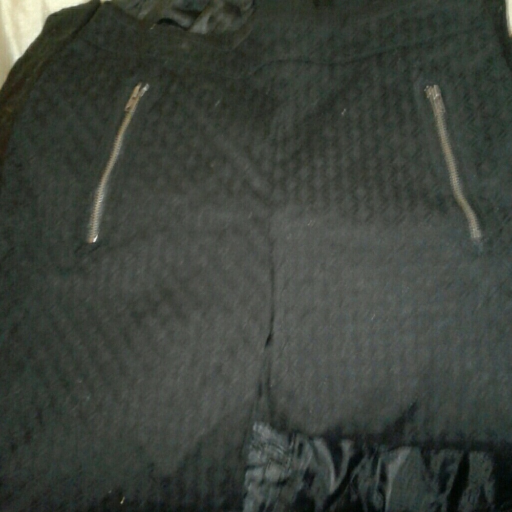 Skinny leg pants