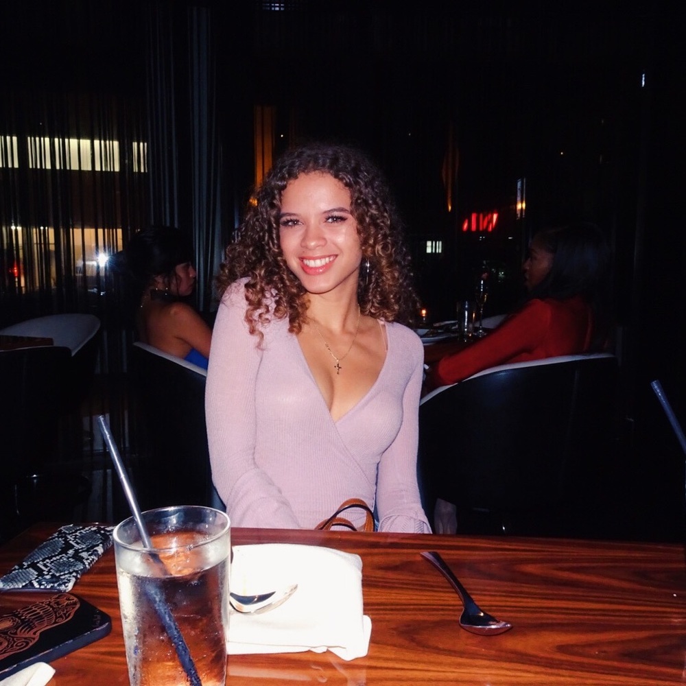 Meet your Posher, Somara