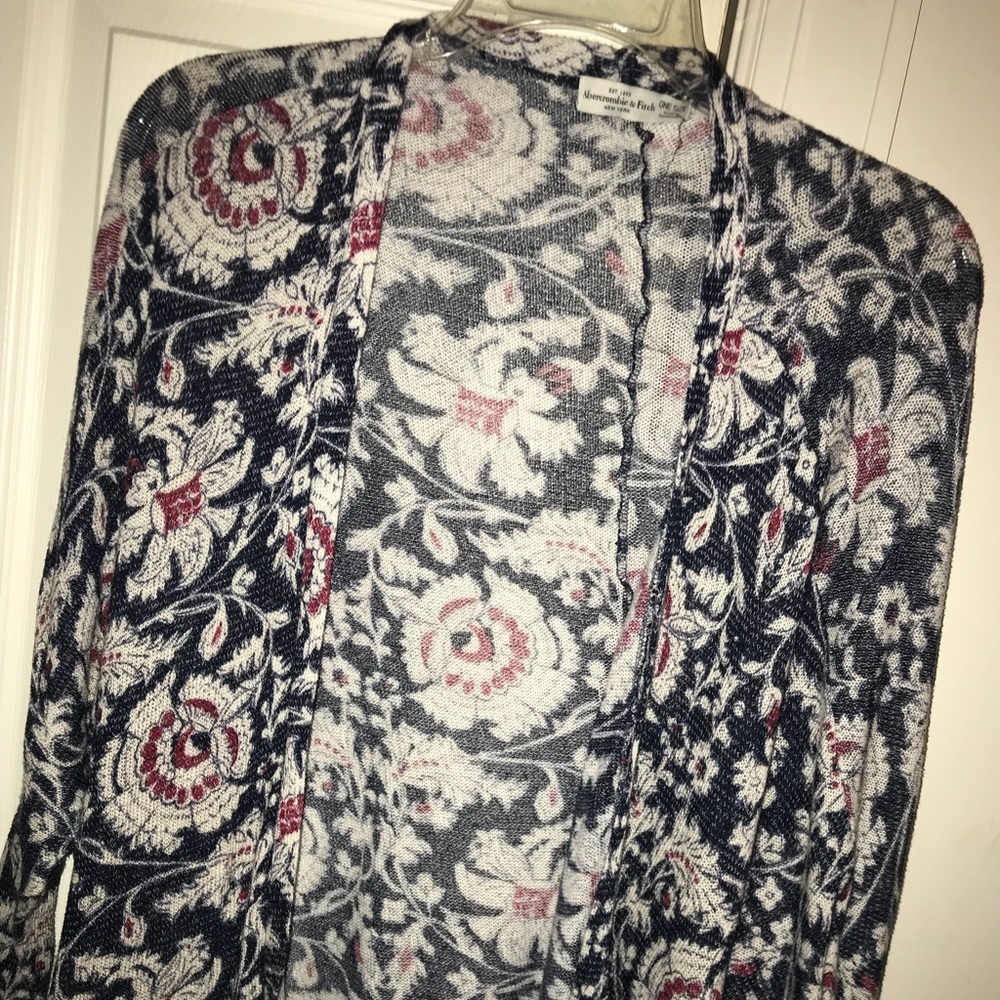 Abercrombie cardigan