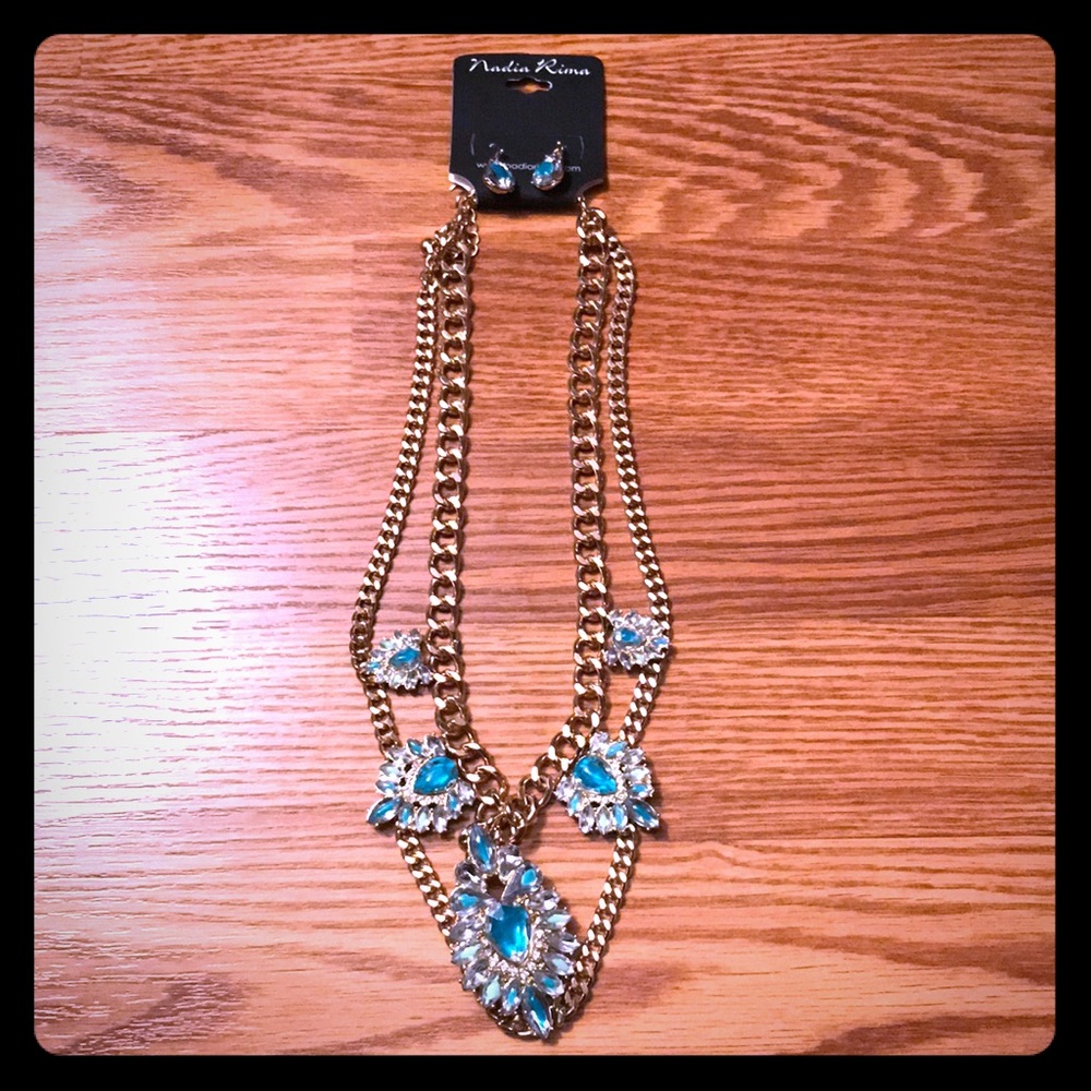 Boutique Statement Necklace Set