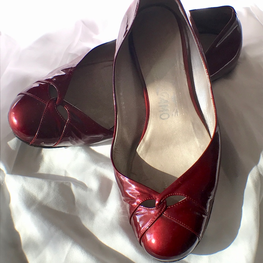 Ferragamo Patent Leather Red Ballet Flat orig/used