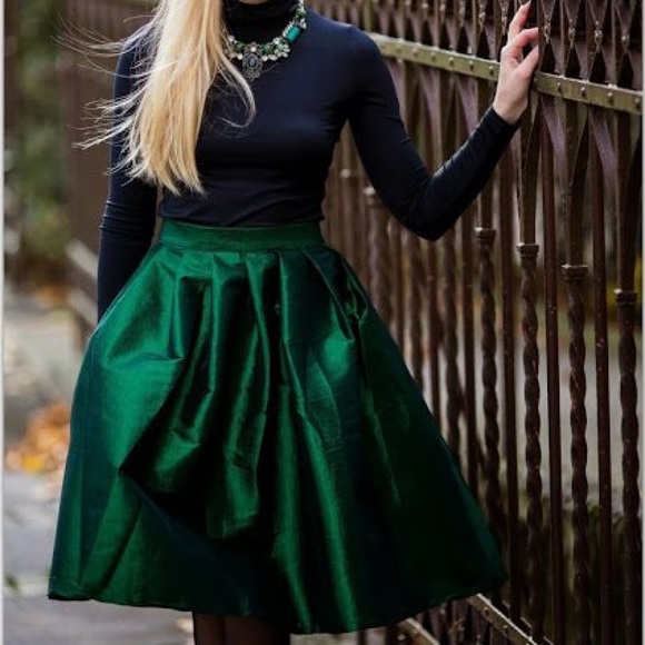 Mπemerald green umbrella skirt gorgeous - Picture 4 of 7