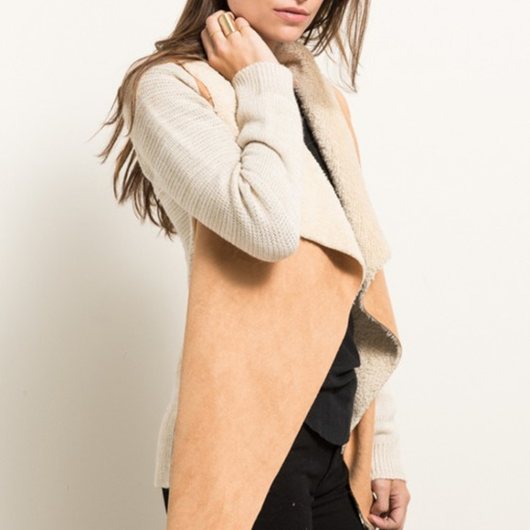 *ONLY 1 LEFT*  Faux Suede Sweater Sleeve Jacket - Picture 2 of 6