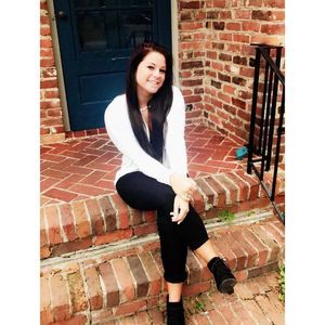 Meet your Posher, Katelyn