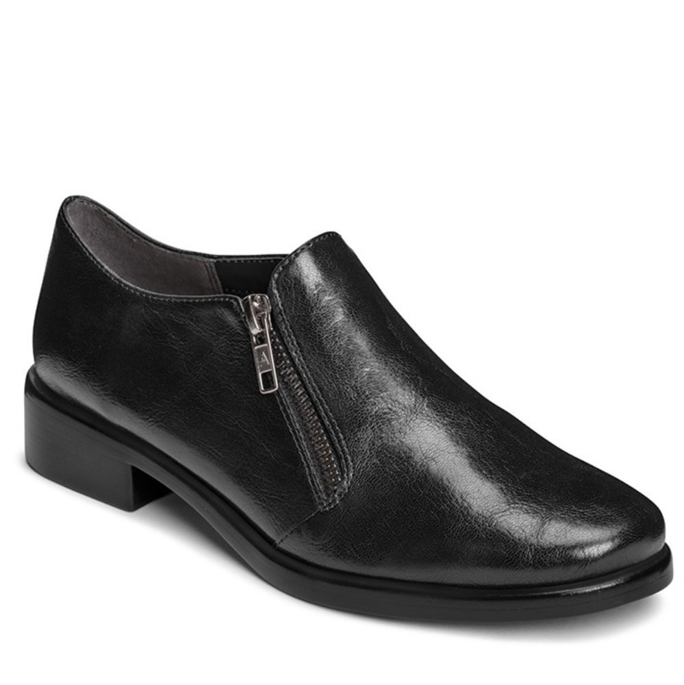 Black Lavish Women's Dress Shoes Closed Toed ▪